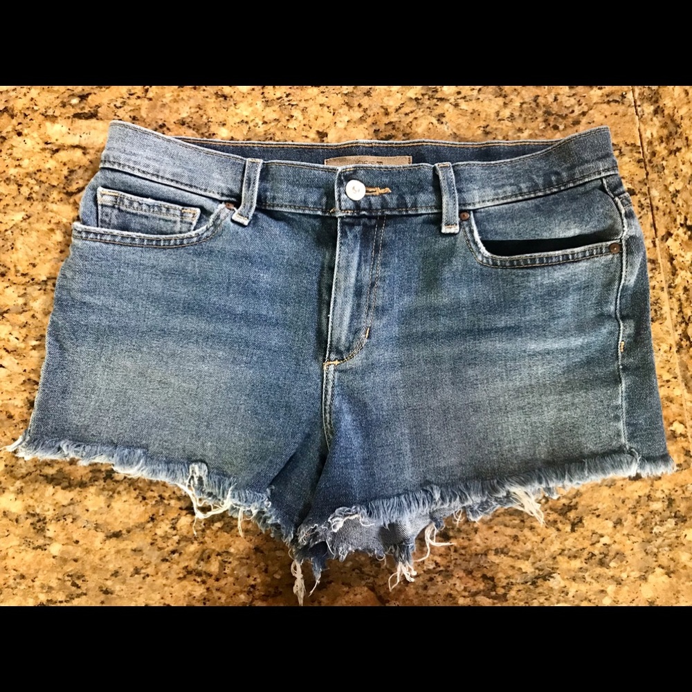 Joe’s denim shorts size 29